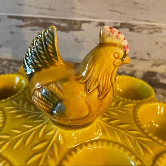 Vtg California Pottery S30 Deviled Egg Round Platter Raised Center Rooster Hen - Picture 4 of 9